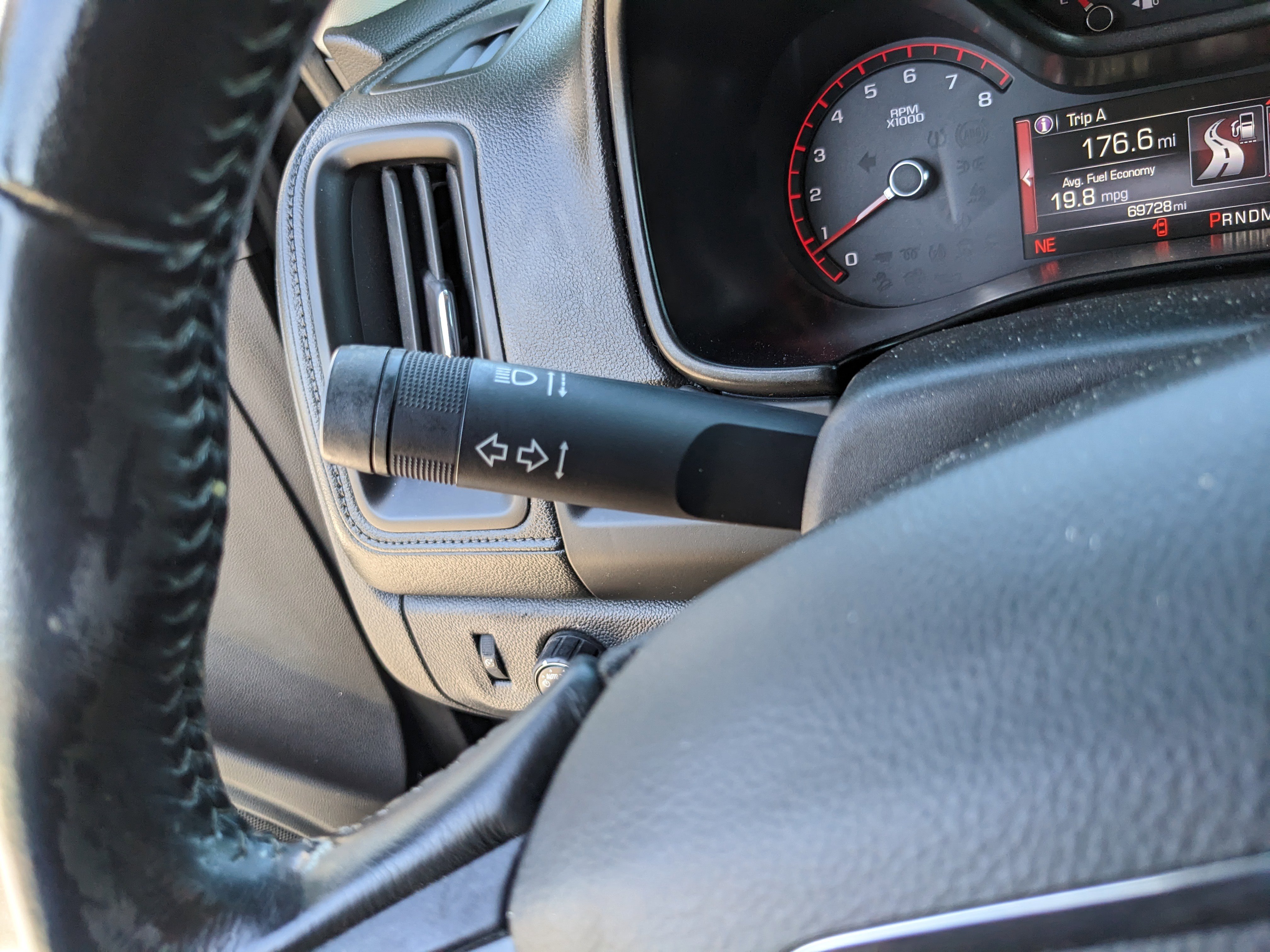 Used 2016 GMC Canyon SLT w/ Driver Alert Package image 28