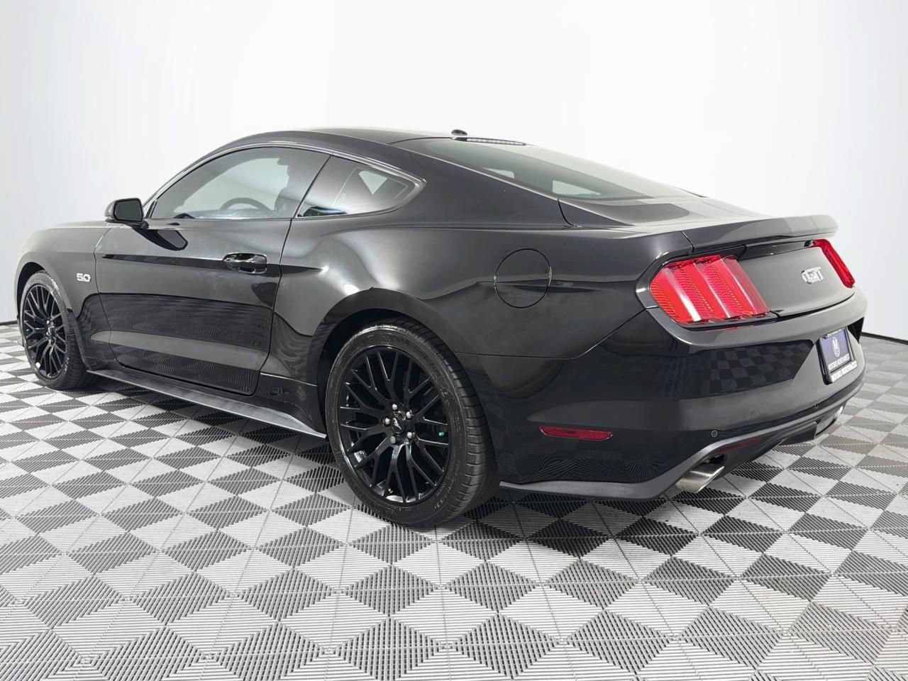 Used 2016 Ford Mustang GT Premium w/ GT Performance Package RWD image 8