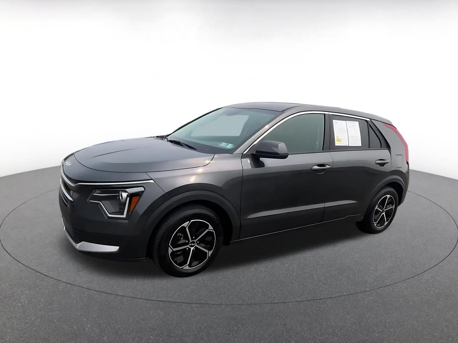 Used 2026 Kia Niro LX FWD image 7