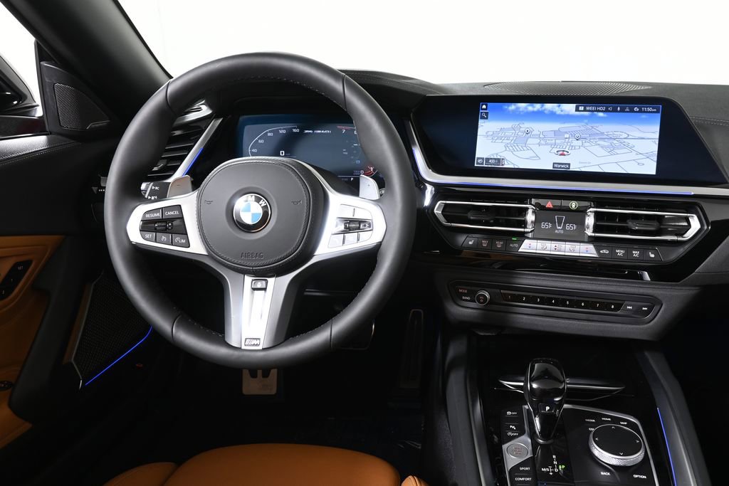 Used 2025 BMW Z4 M40i w/ Premium Package image 23