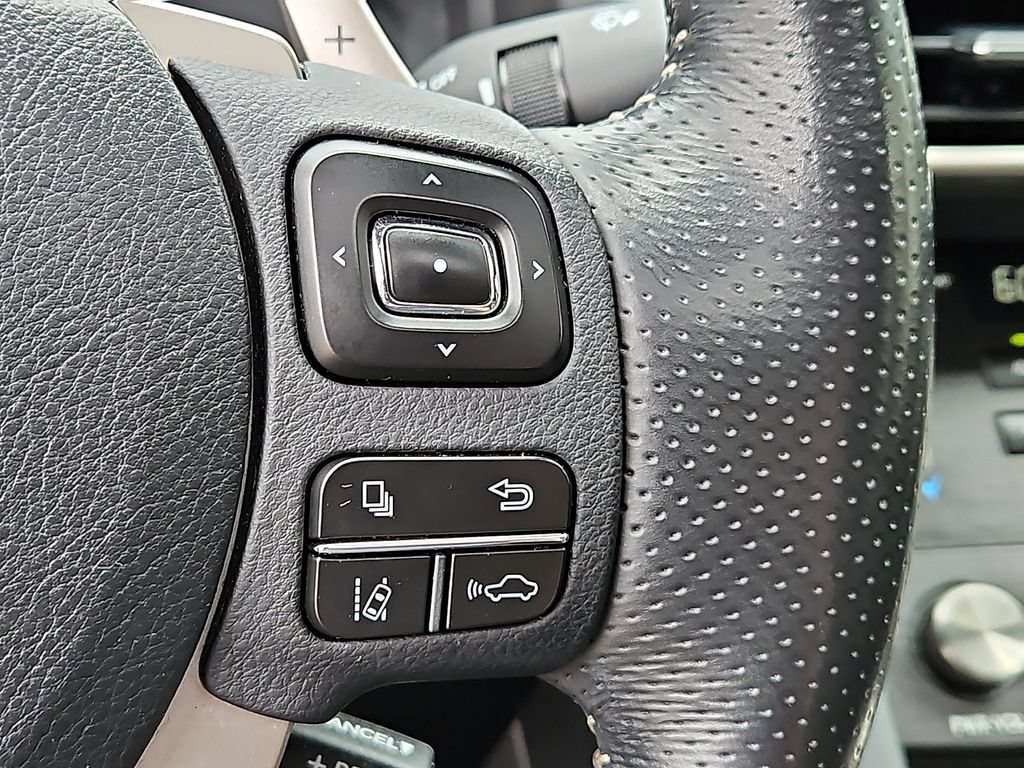 Used 2018 Lexus IS 350 F Sport w/ F Sport Package AWD/4WD image 24