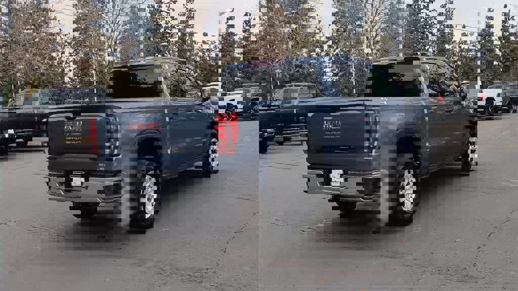Used 2024 GMC Sierra 1500 SLE image 8