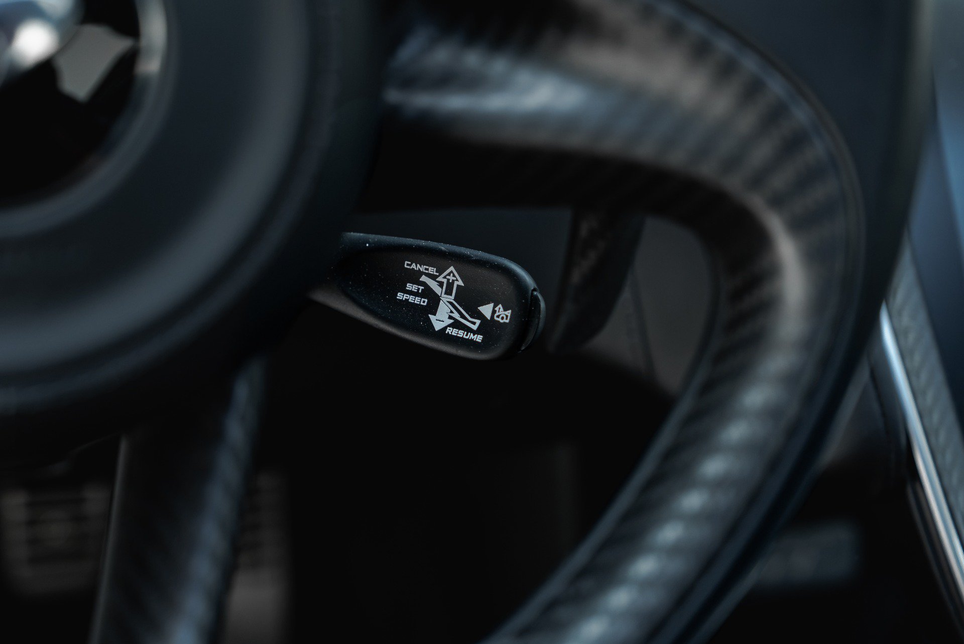 Used 2023 McLaren GT RWD image 39
