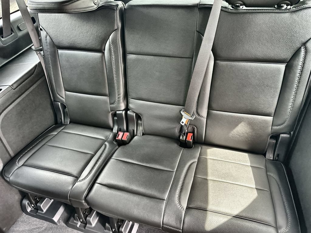 Used 2023 GMC Yukon XL Denali RWD image 18