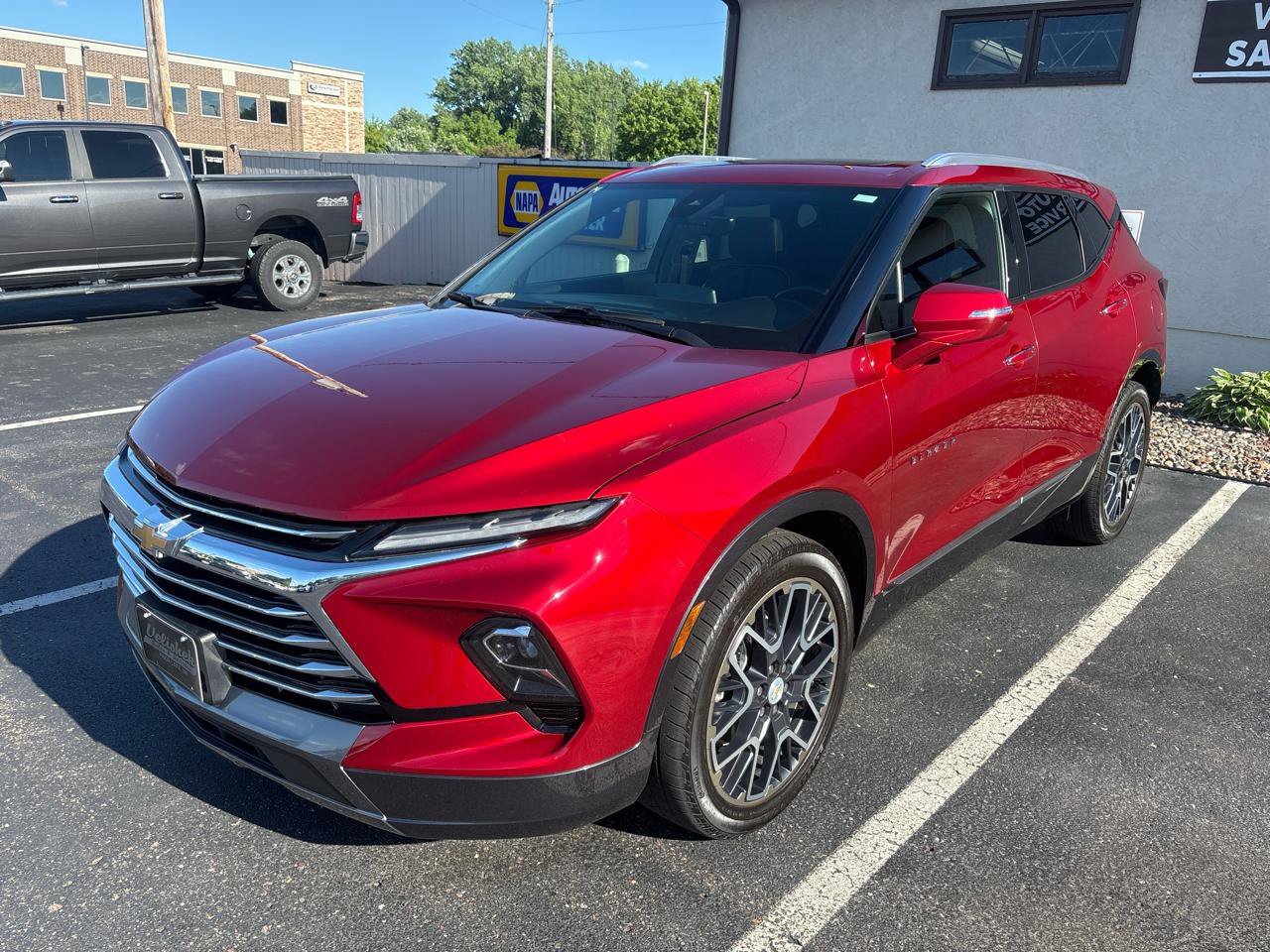 Used 2023 Chevrolet Blazer Premier w/ Driver Confidence II Package AWD/4WD image 7