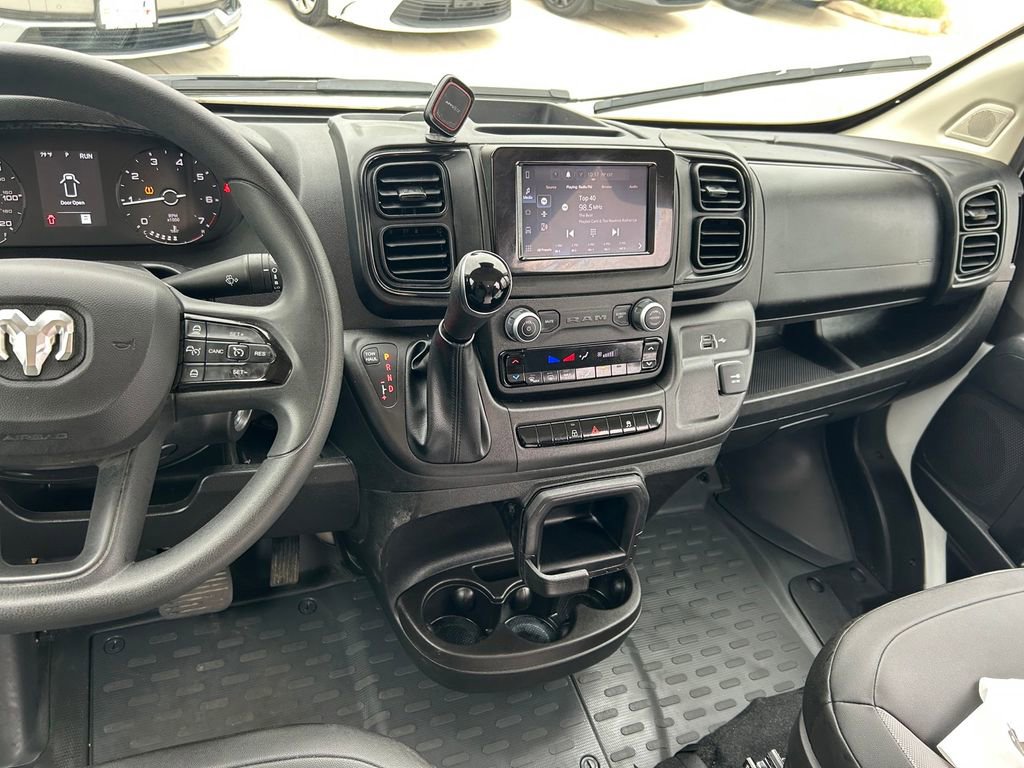 Used 2026 RAM ProMaster 2500 w/ Convenience Group FWD image 17