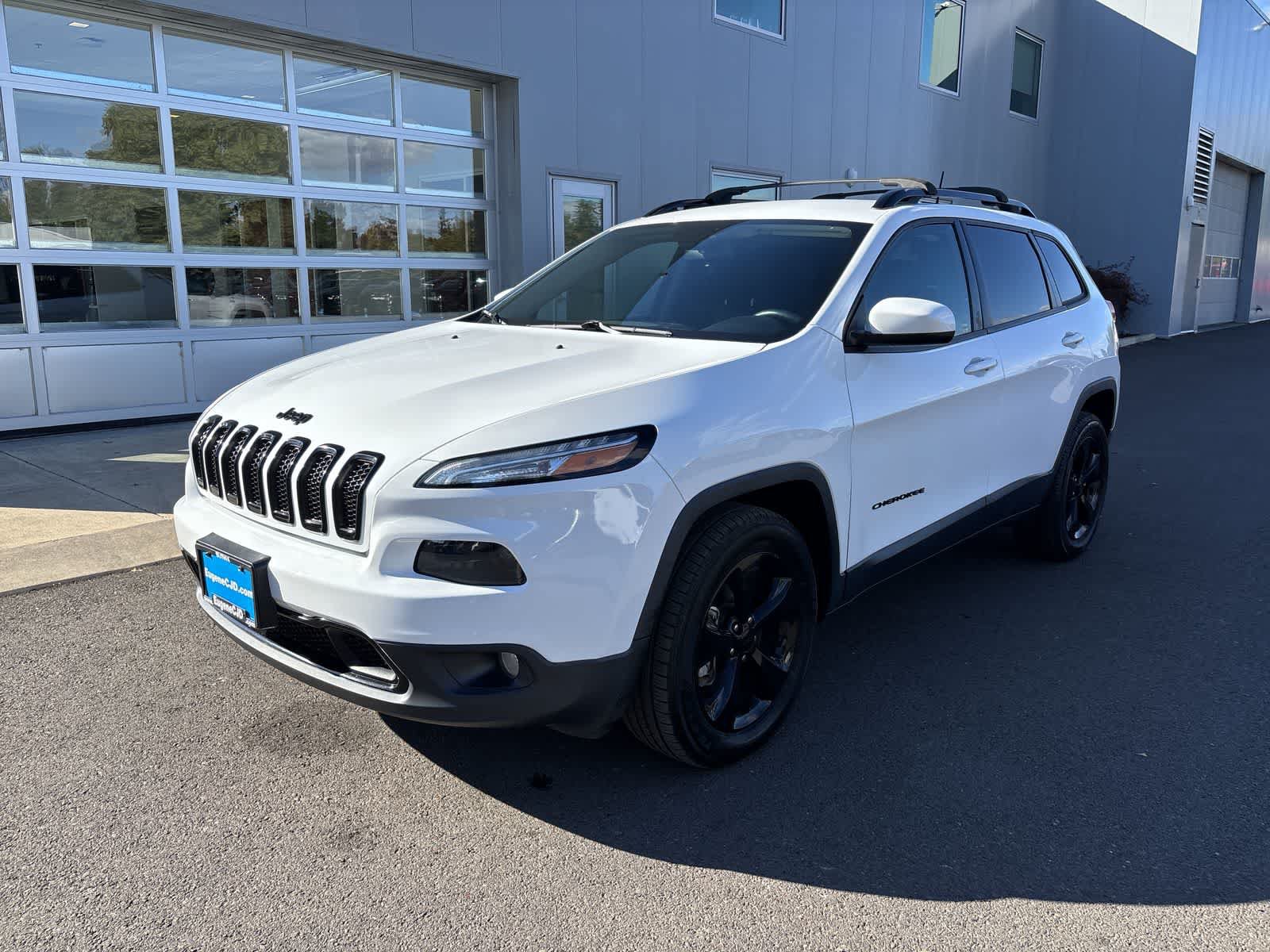 Certified 2018 Jeep Cherokee Latitude w/ Altitude Package