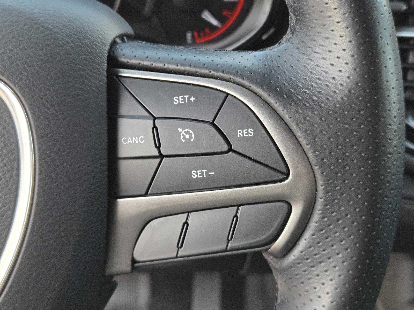 Certified 2022 Dodge Durango SXT w/ Blacktop Package image 18