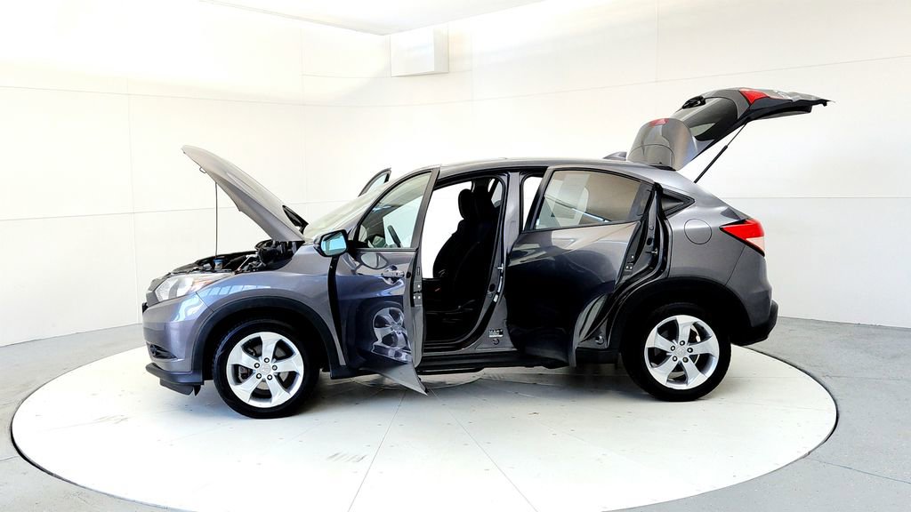 Used 2016 Honda HR-V EX image 10