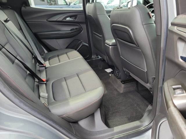 Used 2023 Chevrolet TrailBlazer RS w/ Sun and Liftgate Package FWD image 19