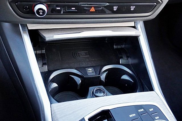 Used 2025 BMW 330i xDrive Sedan w/ Convenience Package image 29