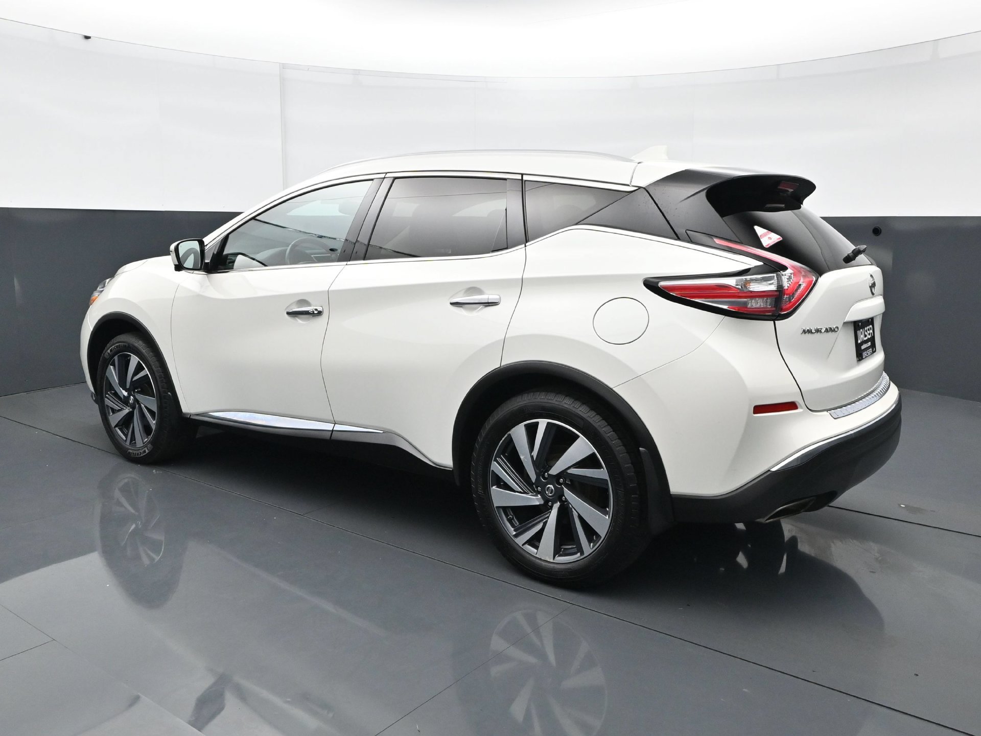 Used 2018 Nissan Murano Platinum w/ Cargo Package AWD/4WD image 4