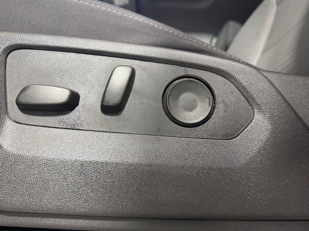 Used 2024 GMC Sierra 2500 Pro w/ Fleet Convenience Package image 24