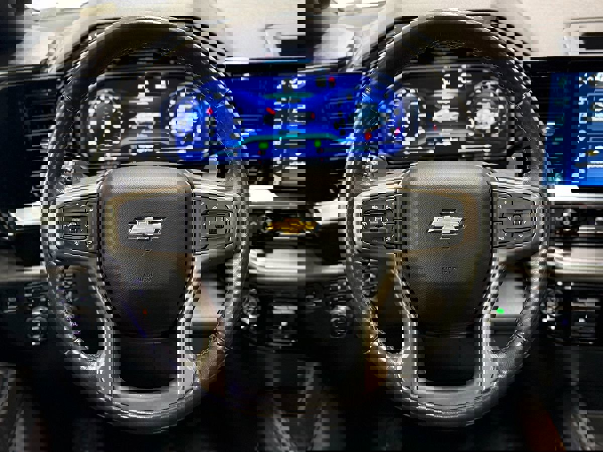 Used 2023 Chevrolet Silverado 1500 High Country image 20