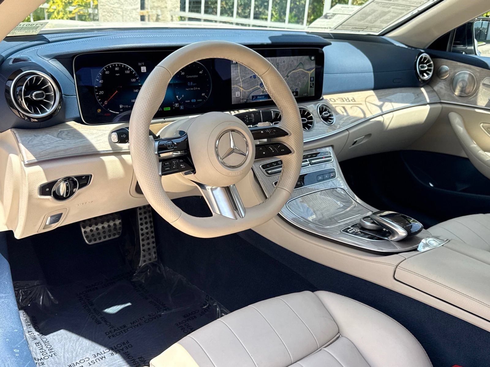 Used 2023 Mercedes-Benz E 450 Cabriolet image 39
