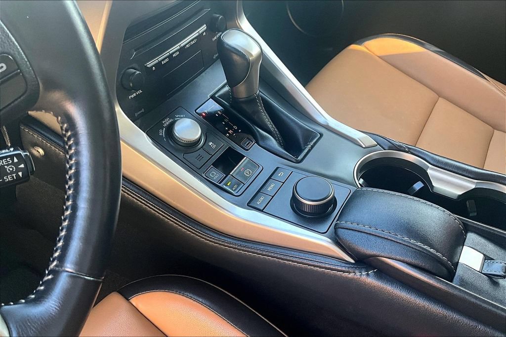 Used 2015 Lexus NX 200t FWD image 19