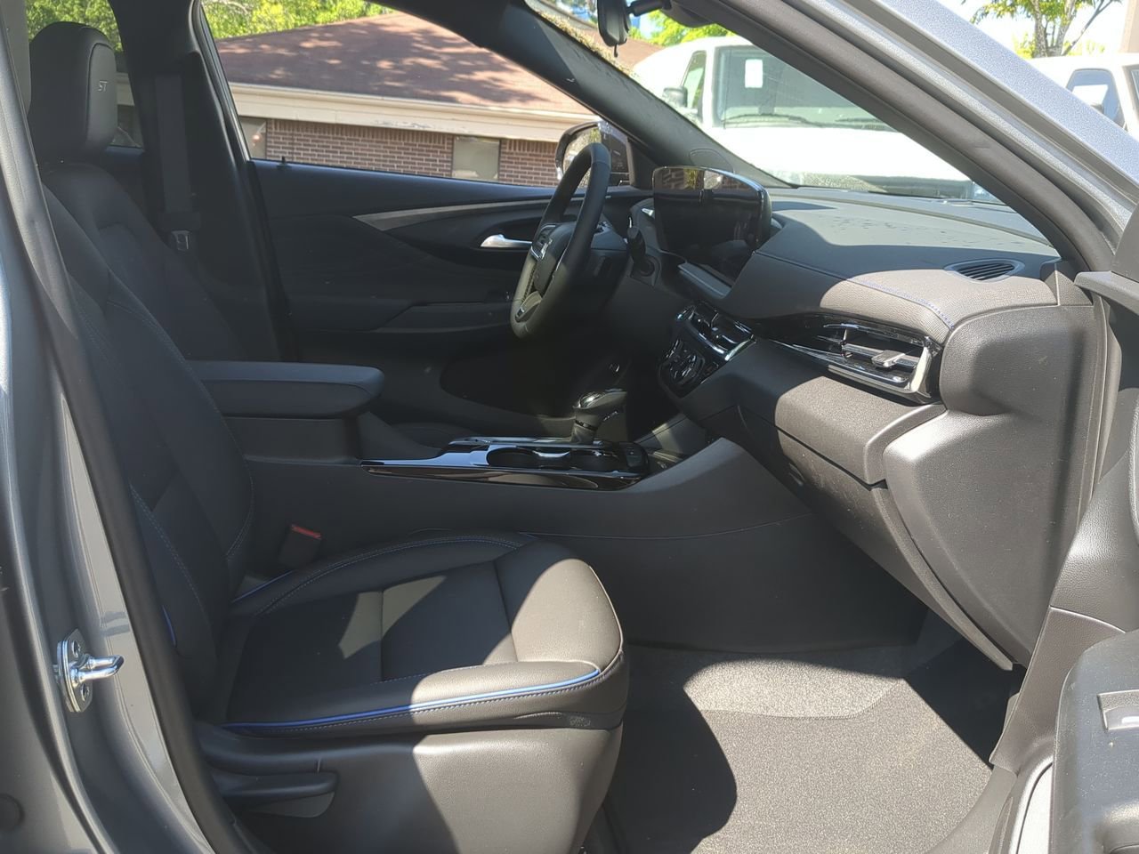 New 2026 Buick Envista Sport Touring w/ Convenience I Package FWD image 25