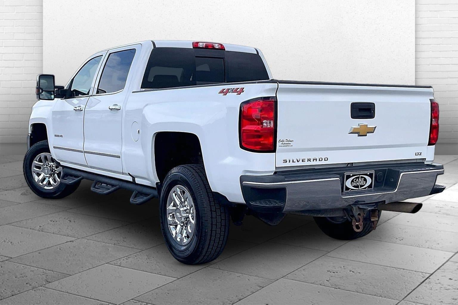 Used 2019 Chevrolet Silverado 2500 LTZ AWD/4WD image 11
