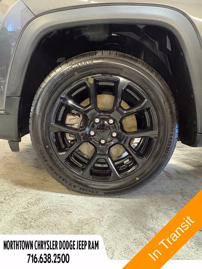 Used 2023 Jeep Compass Latitude w/ Convenience Group AWD/4WD image 25