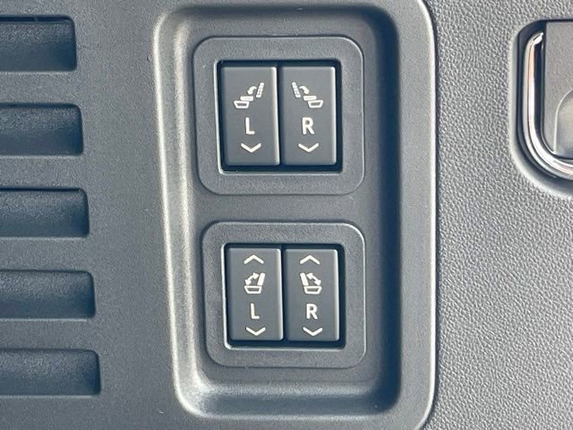 New 2026 Chevrolet Traverse High Country w/ LPO, Floor Liner Package image 16