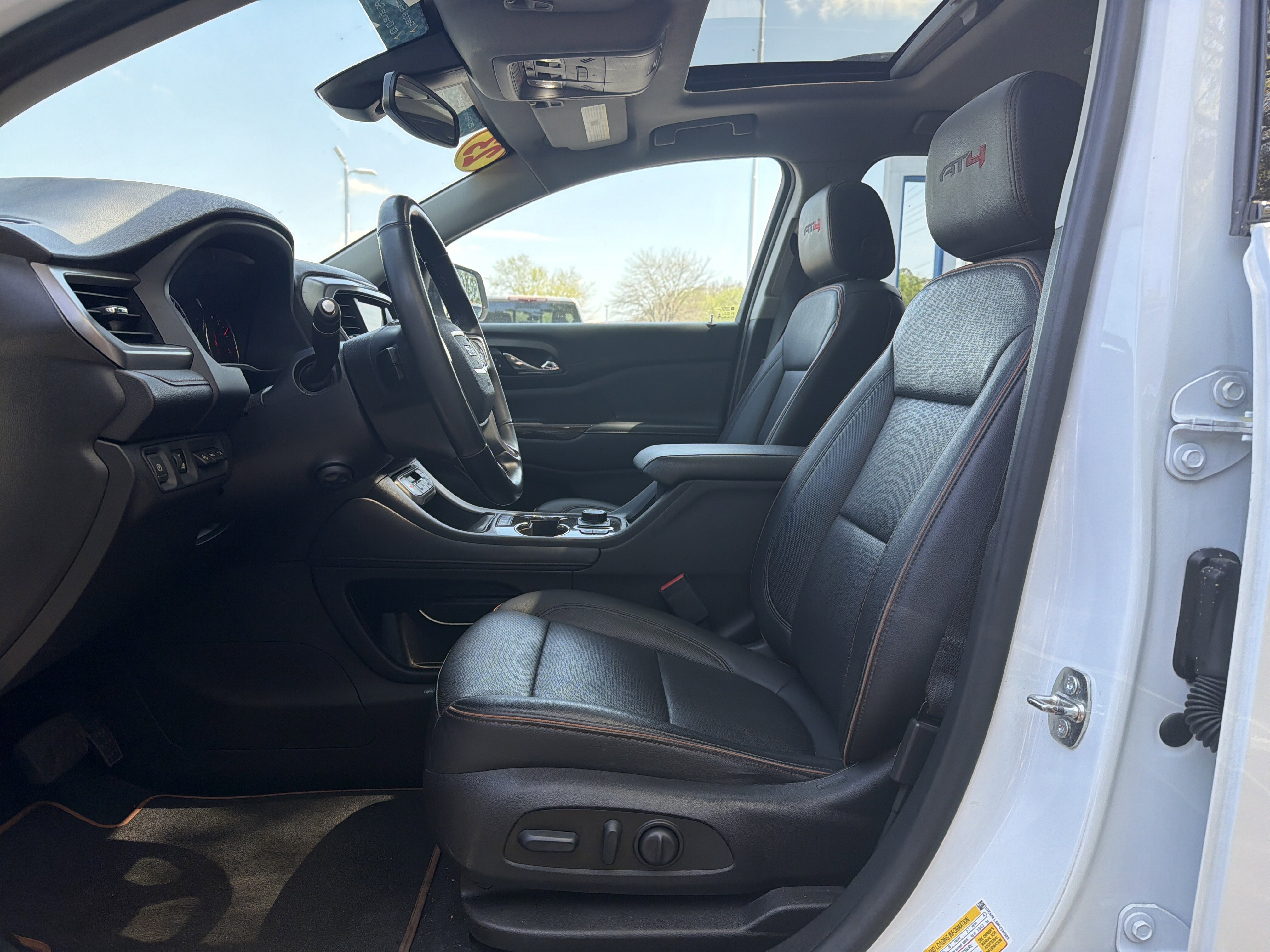 Used 2023 GMC Acadia AT4 w/ Technology Package AWD/4WD image 16