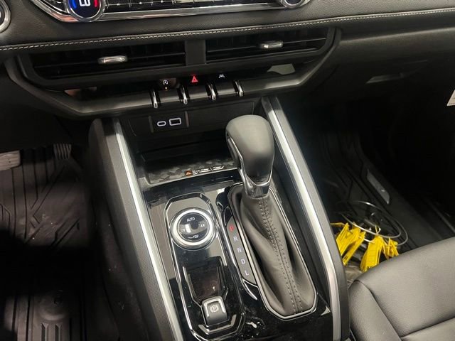 New 2026 Chevrolet Colorado LT w/ LT Convenience Package AWD/4WD image 10