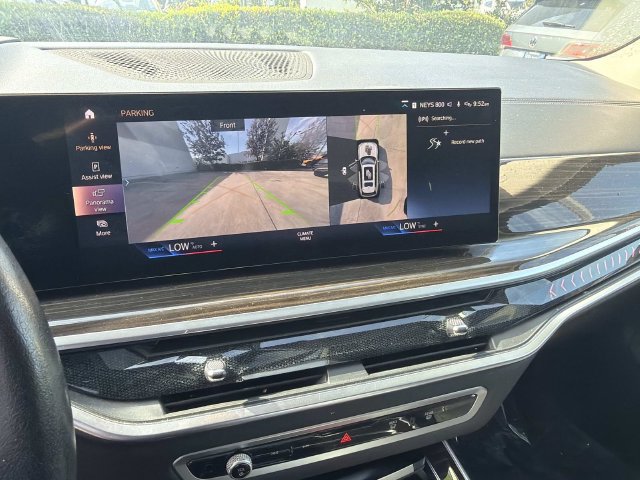Used 2023 BMW X7 xDrive40i w/ Premium Package AWD/4WD image 25
