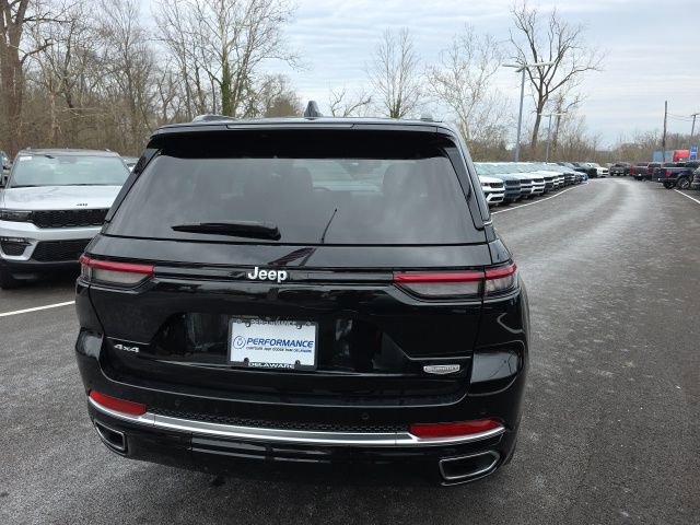 Used 2024 Jeep Grand Cherokee Summit AWD/4WD image 24