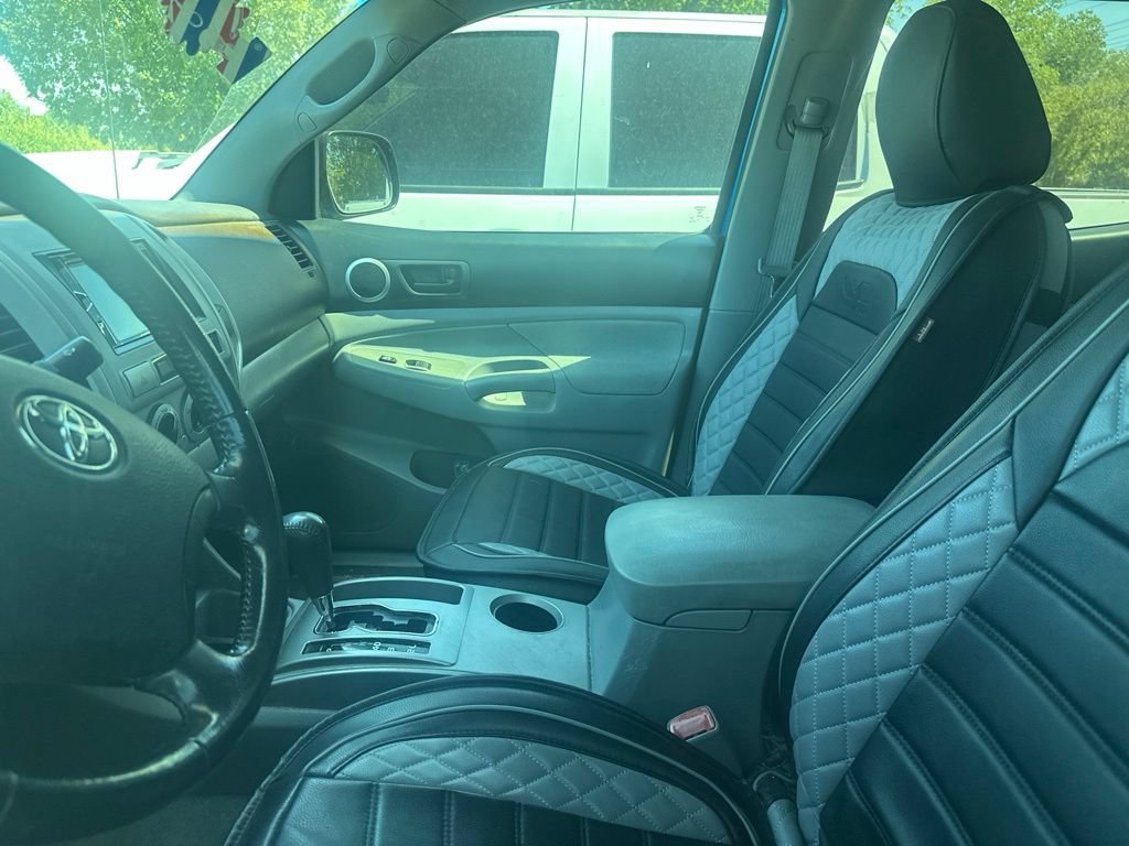 Used 2009 Toyota Tacoma PreRunner w/ TRD Off-Road Pkg RWD image 3
