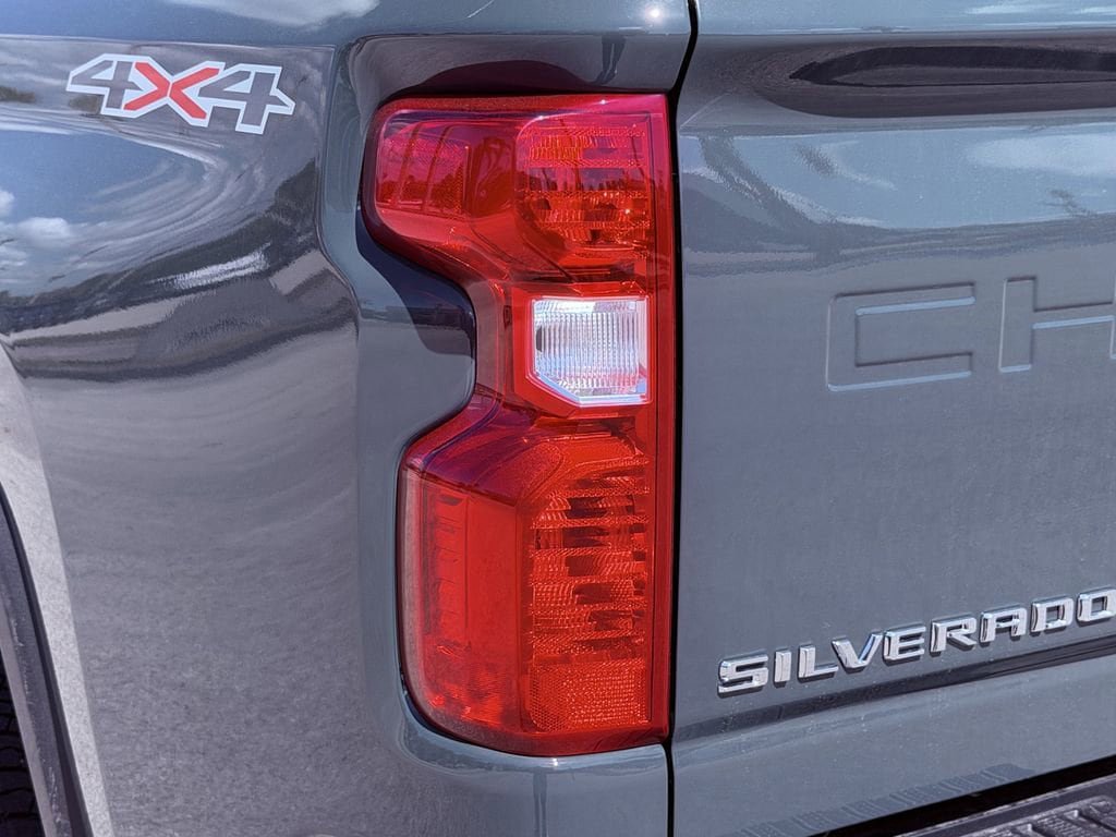 New 2026 Chevrolet Silverado 2500 LT image 8