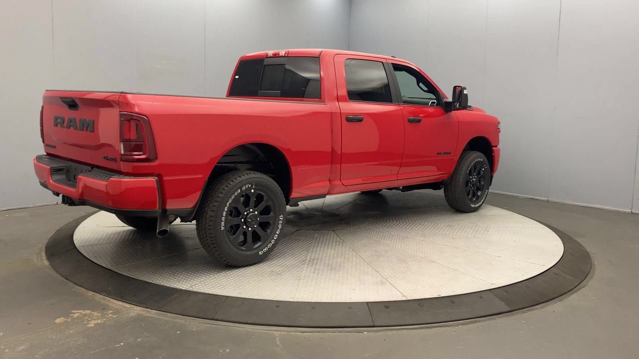 New 2026 RAM 2500 Big Horn AWD/4WD image 5