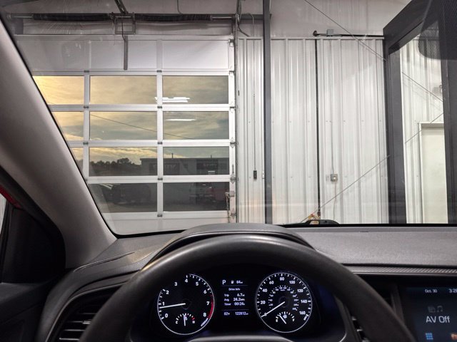 Used 2020 Hyundai Elantra SEL FWD image 9