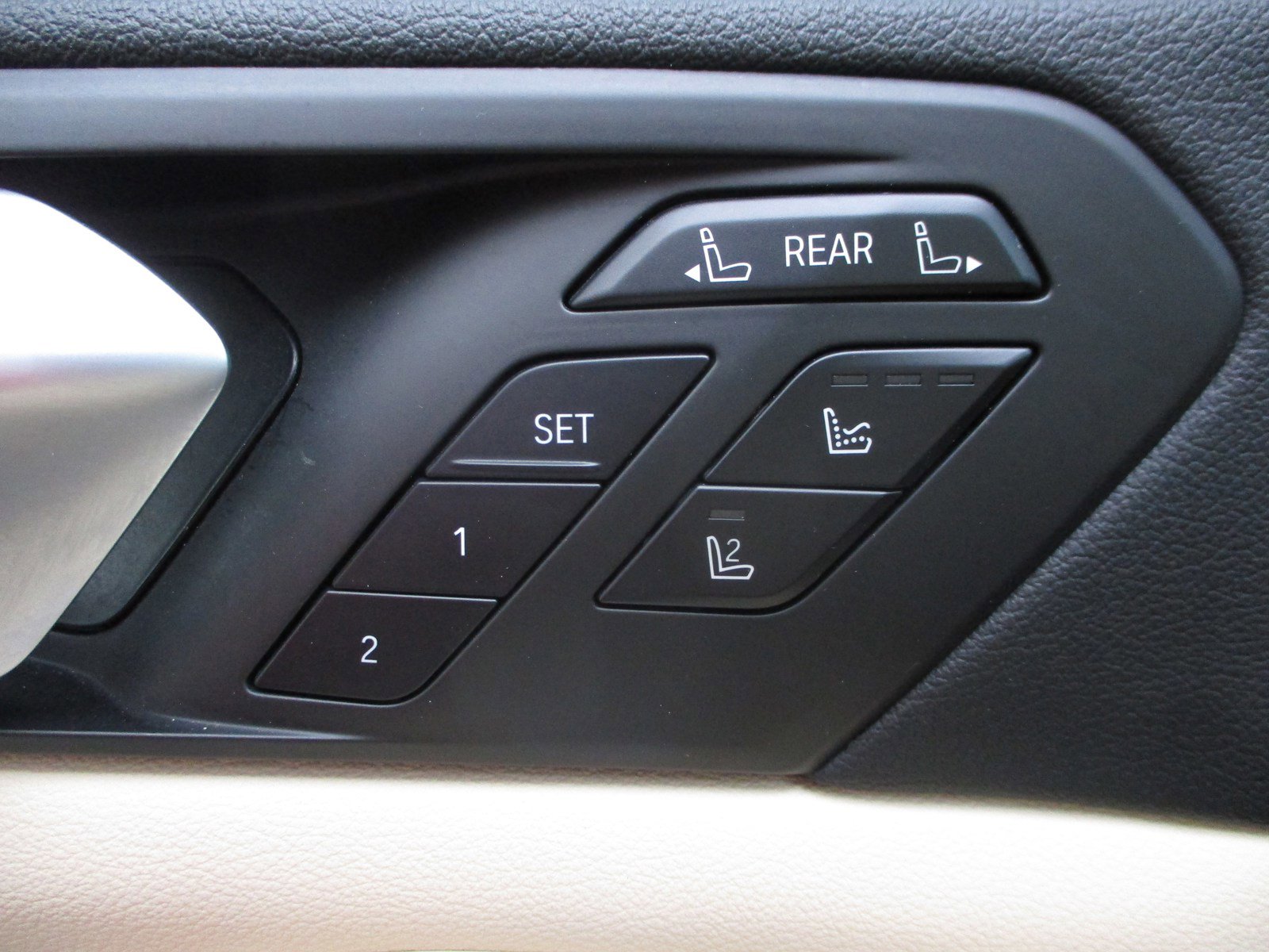 Used 2021 BMW X7 xDrive40i image 34