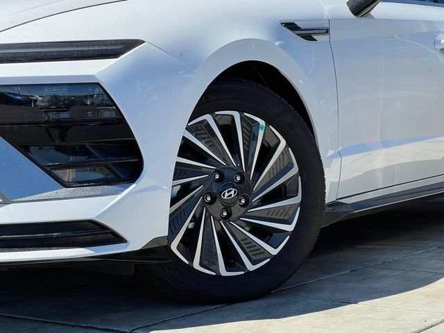 New 2026 Hyundai Sonata SEL FWD image 2