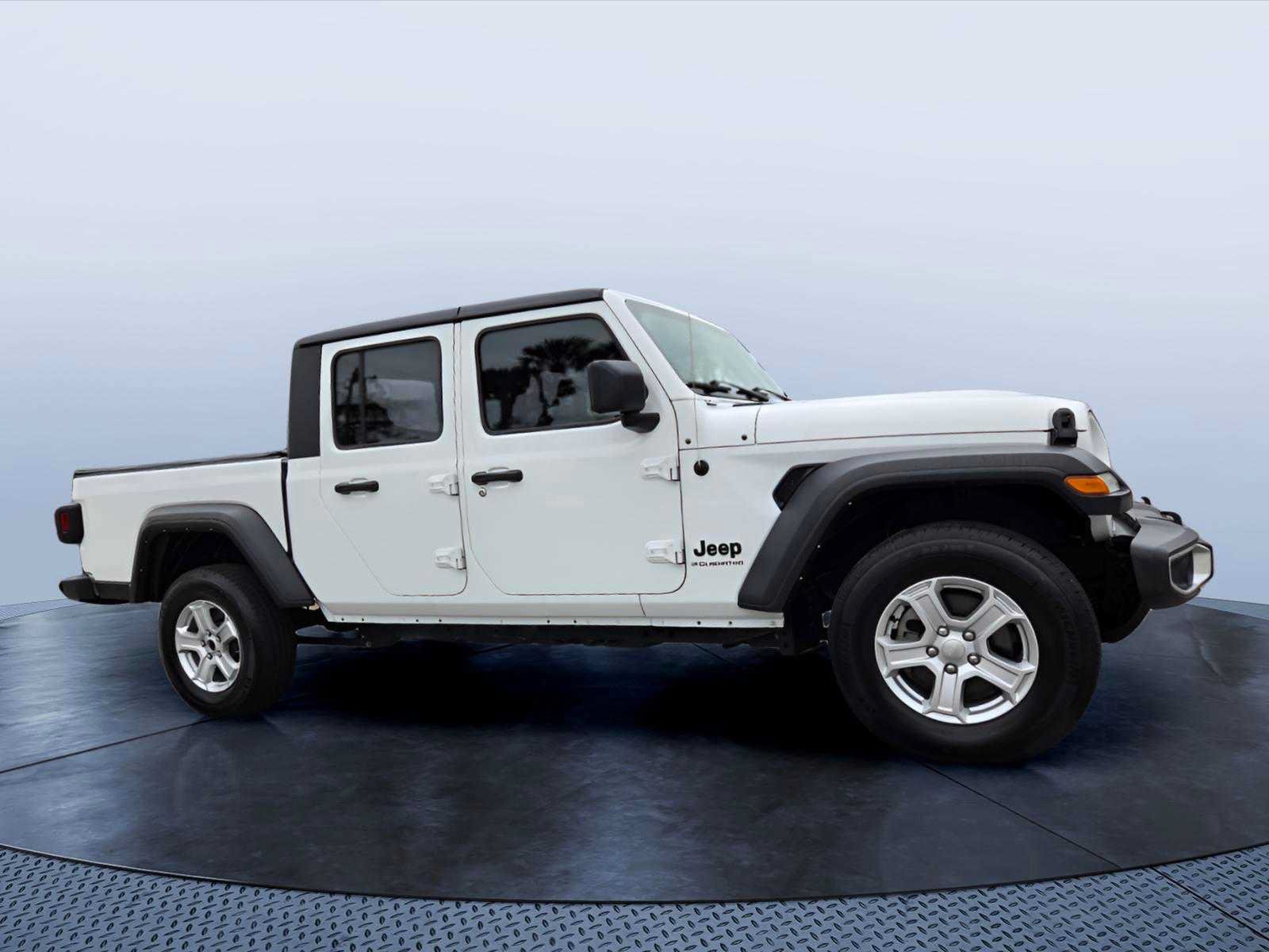 Used 2023 Jeep Gladiator Sport w/ Trailer Tow Package