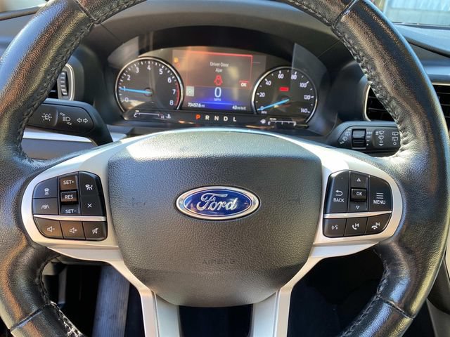 Used 2022 Ford Explorer XLT w/ Equipment Group 202A AWD/4WD image 14