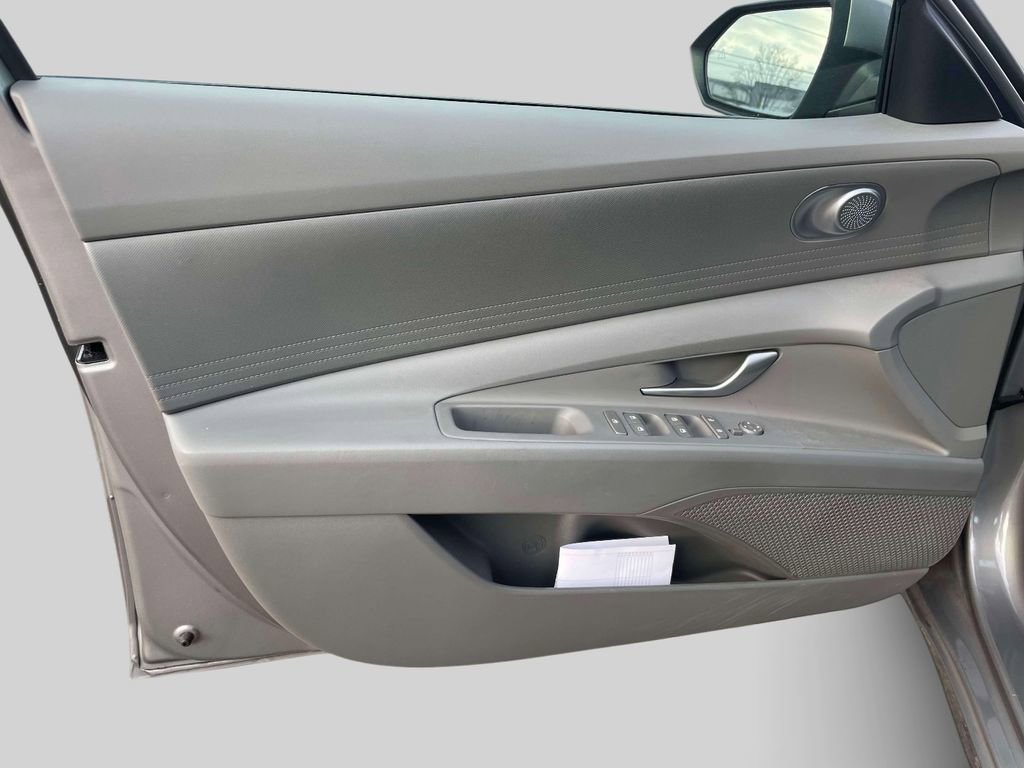Certified 2024 Hyundai Elantra SEL image 15