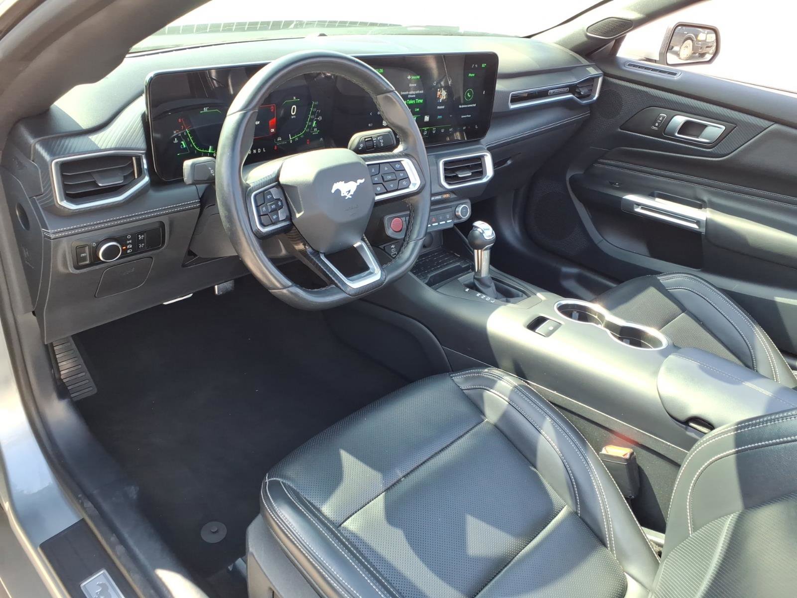 Used 2024 Ford Mustang Premium image 8