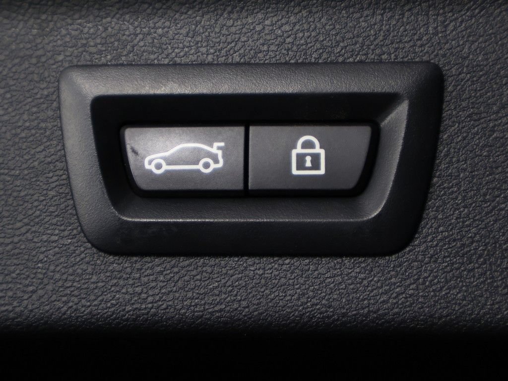 Used 2022 BMW X3 xDrive30i AWD/4WD image 18