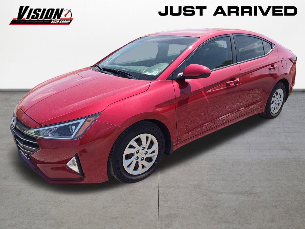 Used 2019 Hyundai Elantra SE w/ Winter Weather Package FWD 360° Tour