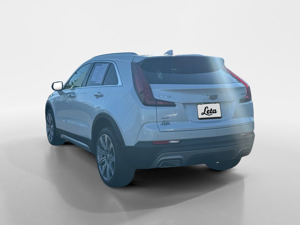 Used 2022 Cadillac XT4 Premium Luxury w/ Enhanced Visibility Package image 6