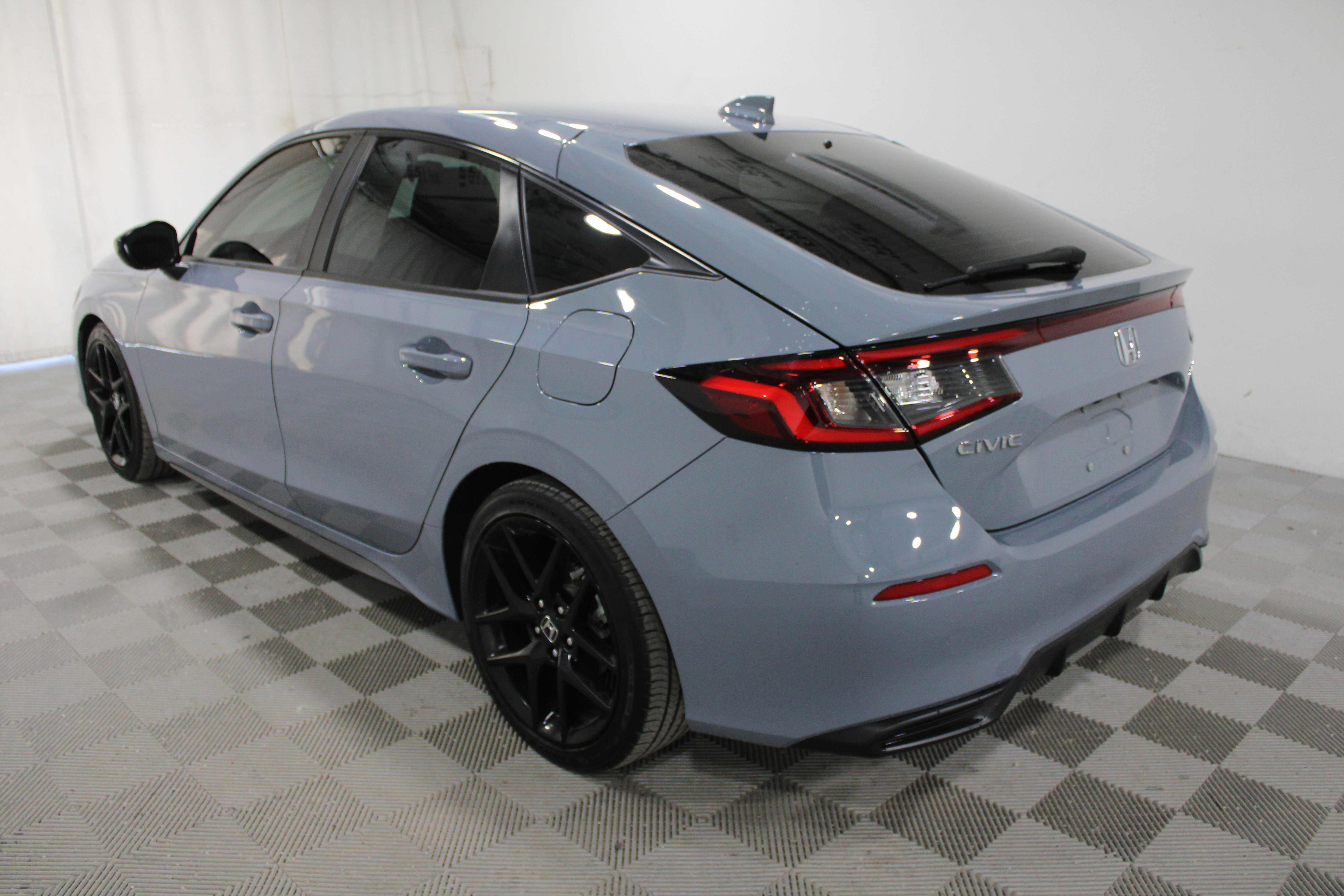 Used 2023 Honda Civic Sport image 29