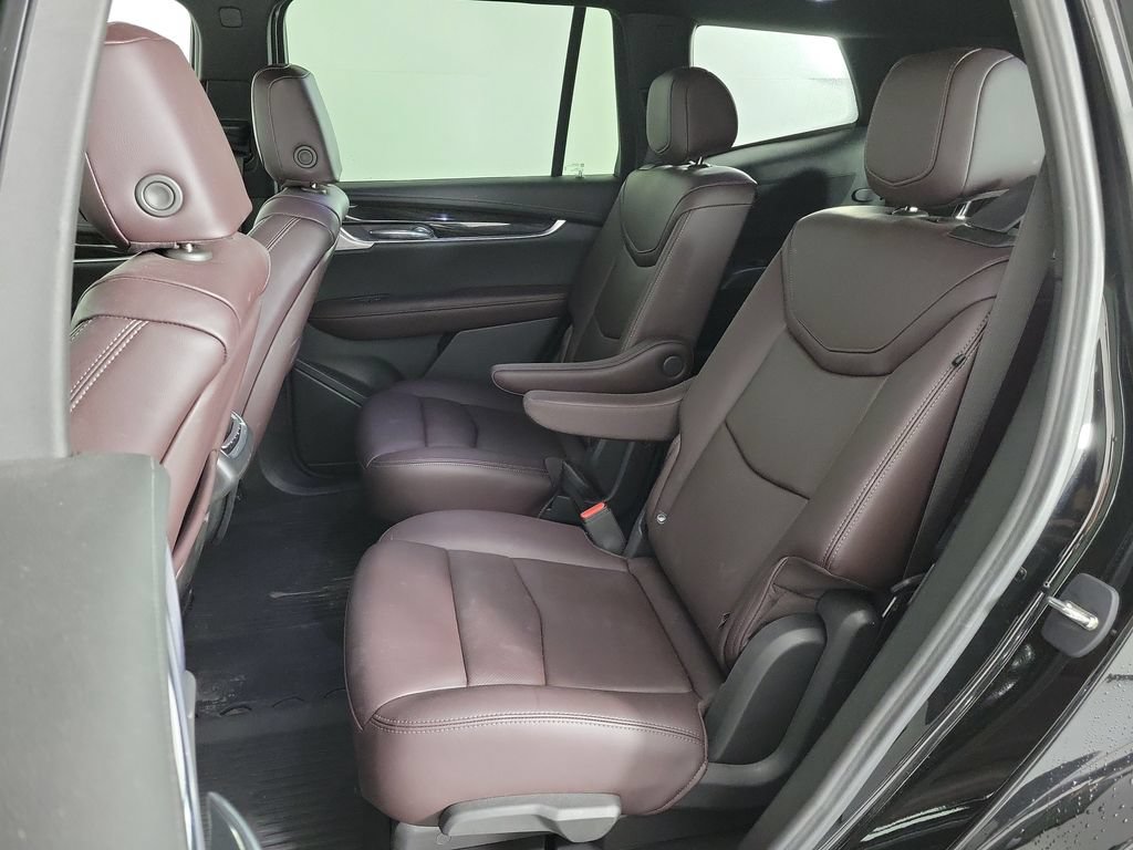 Certified 2024 Cadillac XT6 Premium Luxury w/ LPO, Floor Liner Package AWD/4WD image 13