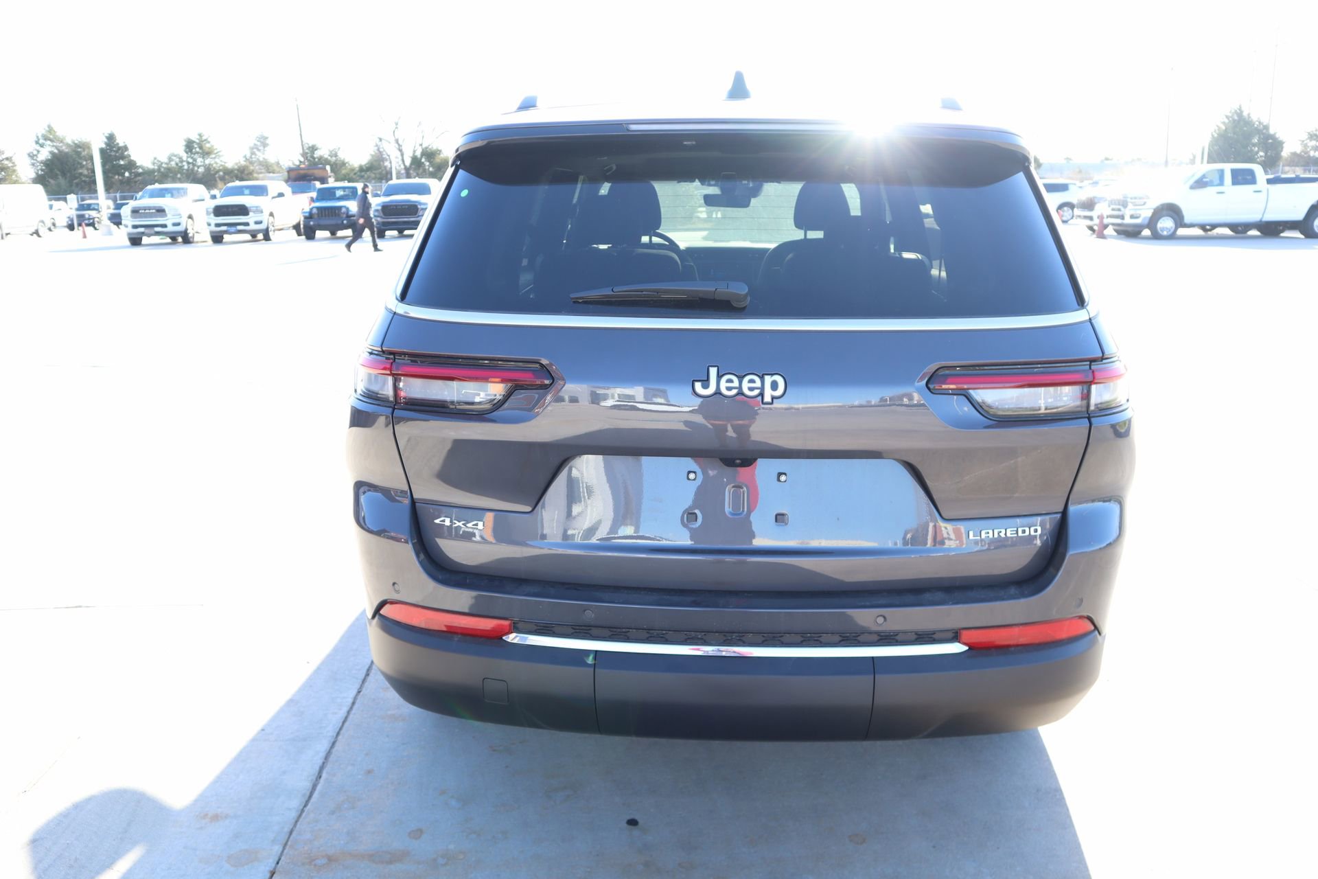 New 2026 Jeep Grand Cherokee L Laredo image 23