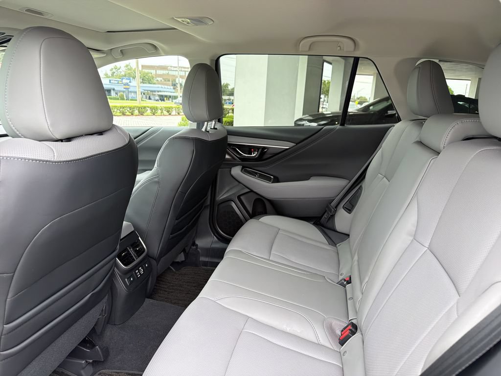 Certified 2025 Subaru Outback Limited AWD/4WD image 21