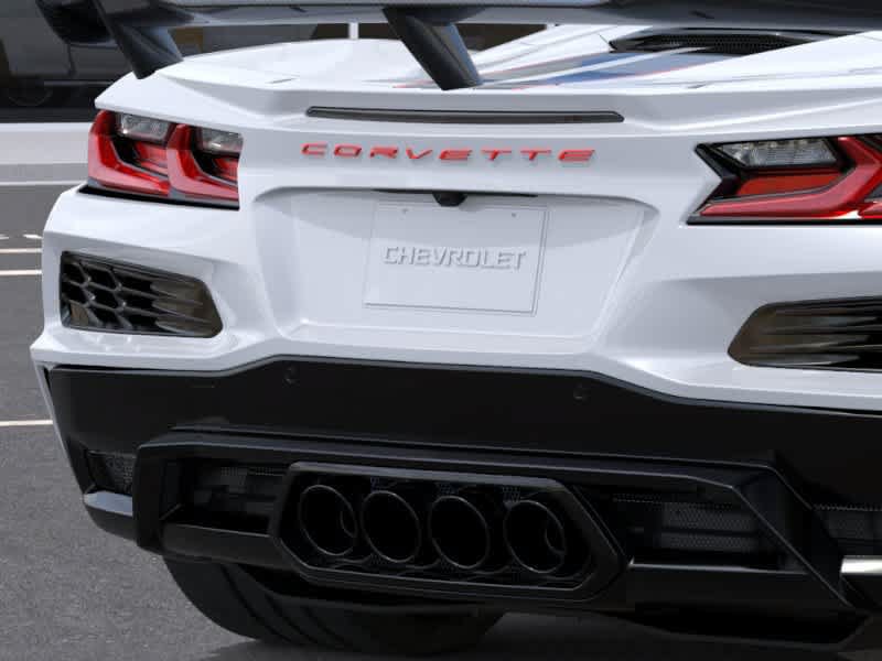 New 2027 Chevrolet Corvette Grand Sport w/ Z52 Sport Performance Package RWD image 14