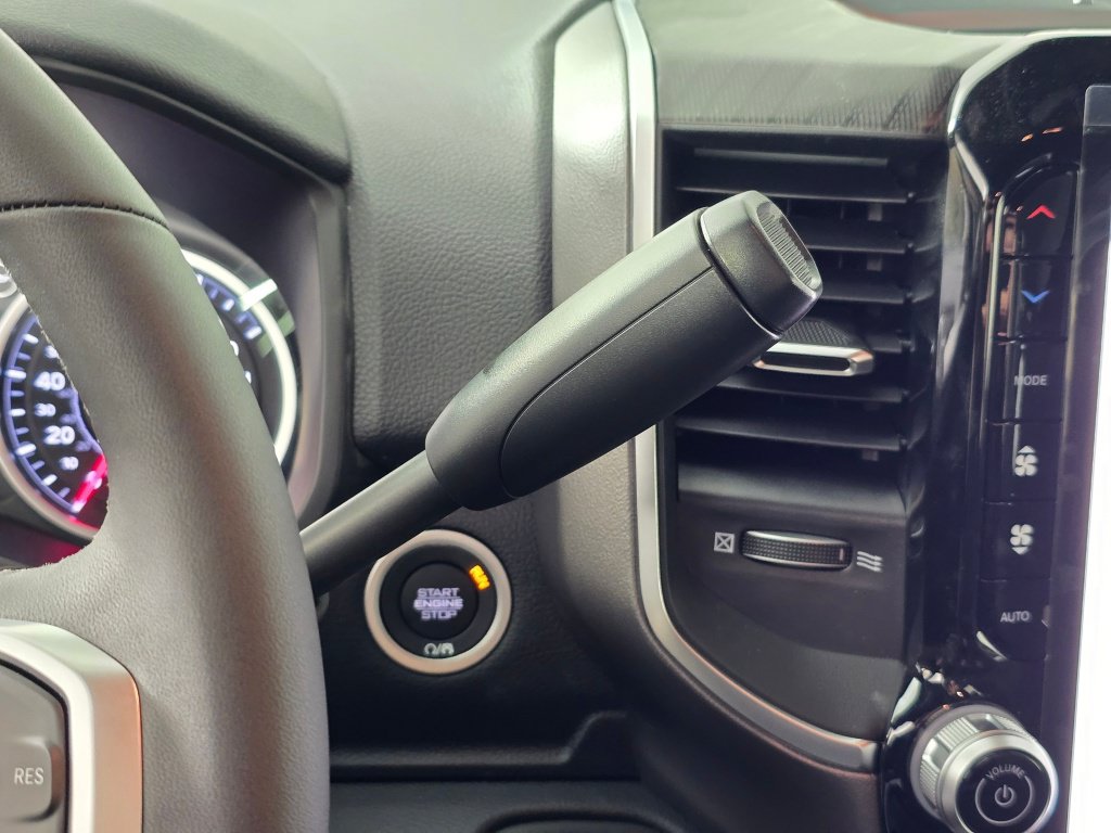 New 2026 RAM 3500 Big Horn AWD/4WD image 29