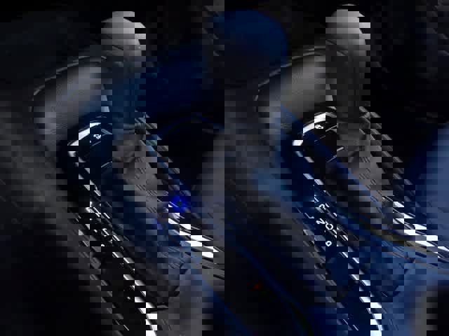 Certified 2025 Toyota Corolla LE image 21