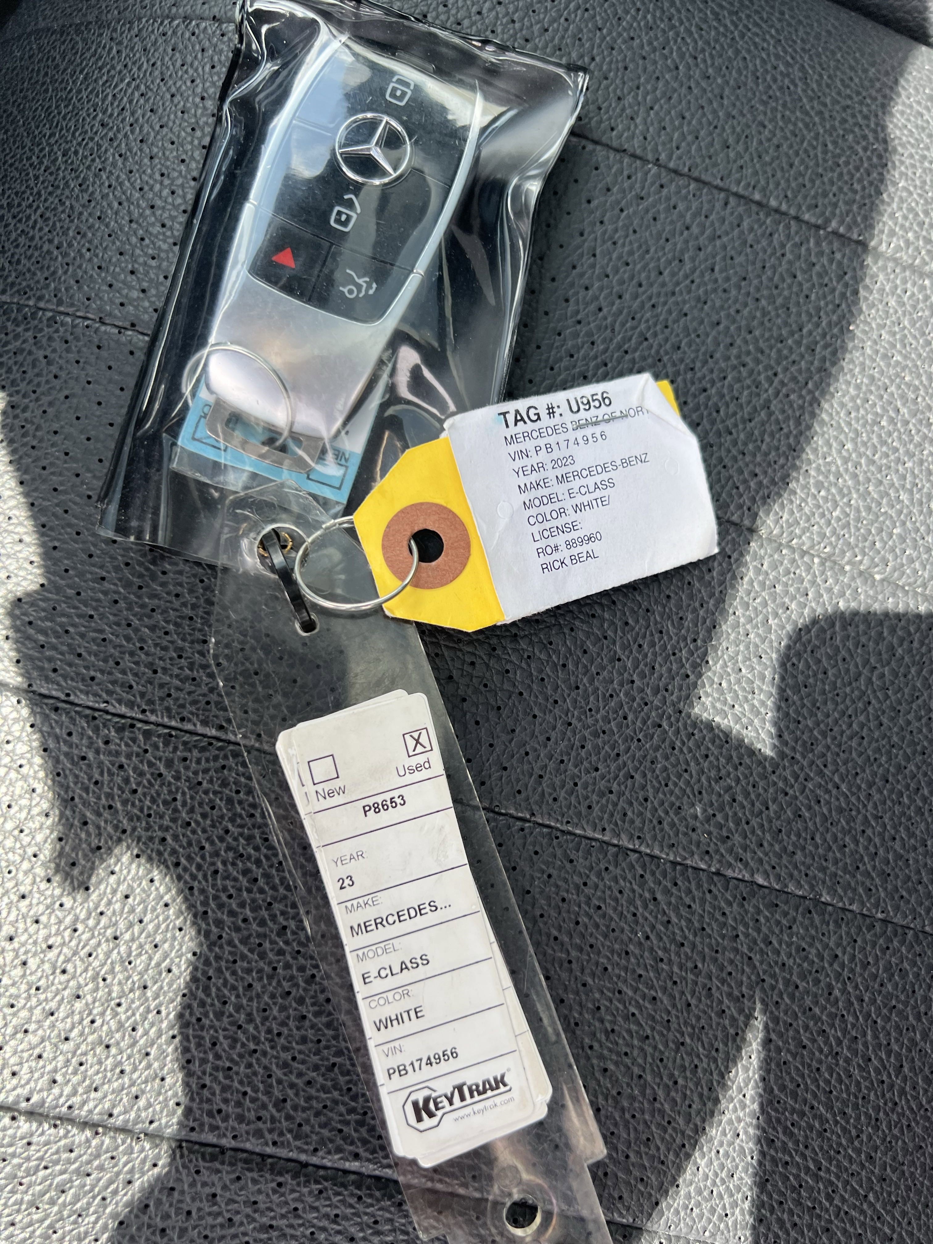 Used 2023 Mercedes-Benz E 350 4MATIC Sedan image 38