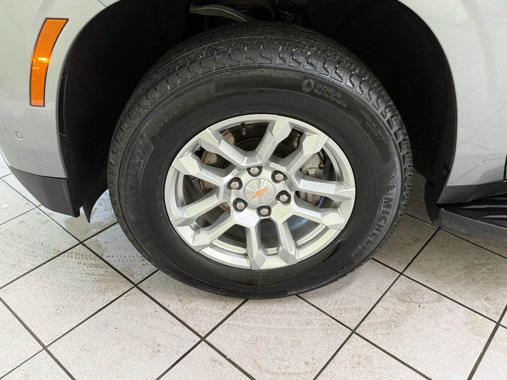 Certified 2025 Chevrolet Tahoe LT AWD/4WD image 12